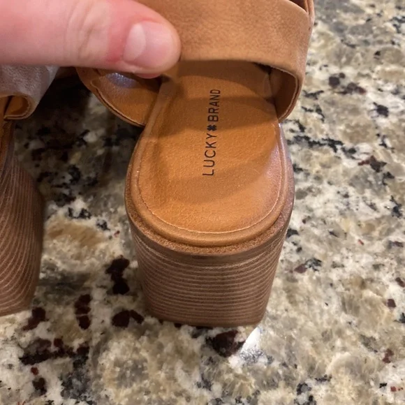 NWOT Lucky Brand Ratonda Leather Block Heels - Picture 7 of 10